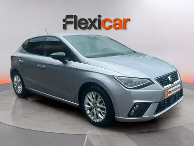 Usado Seat Ibiza FR 110 CV (80 kW) 2023 Gris Utilitario