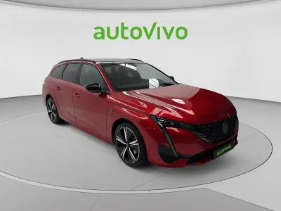 Usado Peugeot 308 SW GT 131 CV (96 kW) 2024 Rojo Familiar