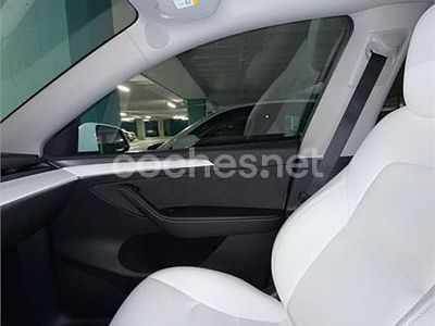 Eléctrico Usado 2023 Tesla Model Y RWD SUV | 35.000 € (Un poco caro)