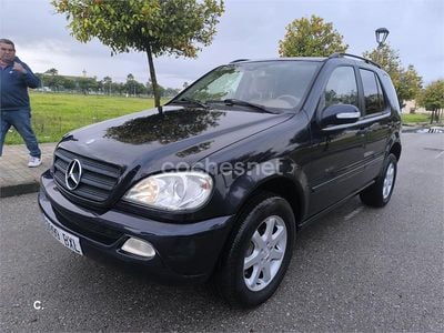 Negro Usado 2002 Mercedes ML270 SUV | 6200 € (Precio justo)