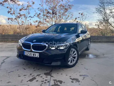 Usado BMW 320 190 CV (139 kW) 2021 Negro Familiar