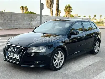 Usado Audi A3 Ambiente 105 CV (77 kW) 2009 Negro Utilitario