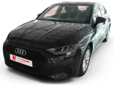 Usado Audi A3 Premium 116 CV (85 kW) 2023 Gris / plata Berlina