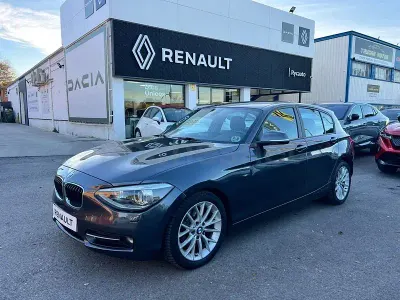 Usado BMW 118 Sport Line 143 CV (105 kW) 2012 Gris / plata Utilitario