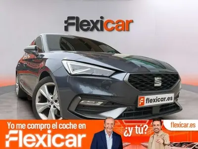 Usado Seat Leon FR 116 CV (85 kW) 2025 Negro Berlina