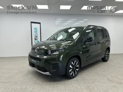 Nieuw Citroën Berlingo 130 PK (95 kW) 2026 Groen MPV