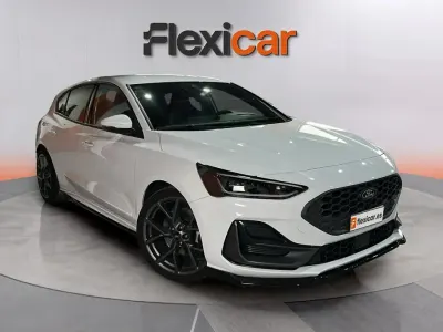 Usado Ford Focus ST 280 HP (205 kW) 2024 Branco Sedan