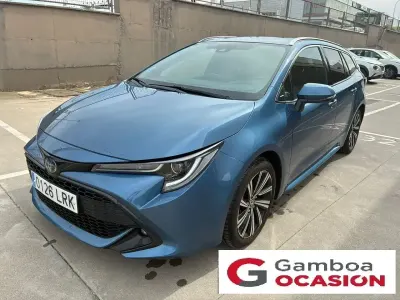 Używany Toyota Corolla Sport 180 KM (132 kW) 2021 Niebieski Kombi
