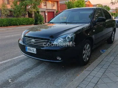 Usado Kia Magentis Active 140 CV (102 kW) 2009 Negro Berlina