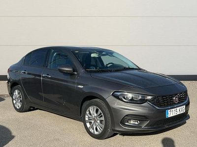 Usado Fiat Tipo Lounge 95 CV (69 kW) 2019 Gris Utilitario