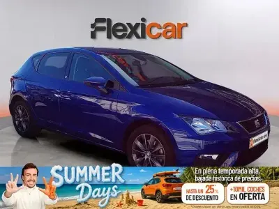 Usado Seat Leon Style 130 CV (95 kW) 2020 Azul Berlina