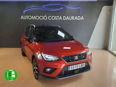 Usado Seat Arona FR 110 CV (80 kW) 2021 Rojo SUV