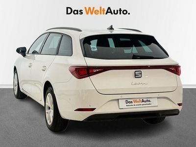 Usado Seat Leon Style 110 CV (80 kW) 2022 Blanco