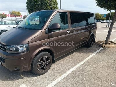 Usado VW Multivan Highline 180 CV (132 kW) 2010 Marrón Monovolumen