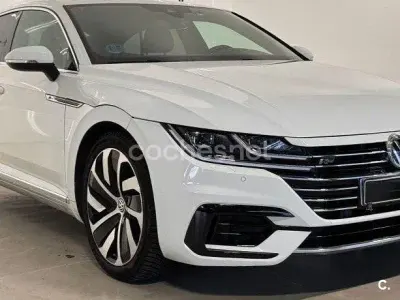 Usado VW Arteon R-line 150 HP (110 kW) 2019 Branco Citadino