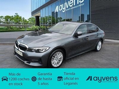 Gris Usado 2022 BMW 318 Comfort Edition Berlina | 28.500 € (Buen precio)