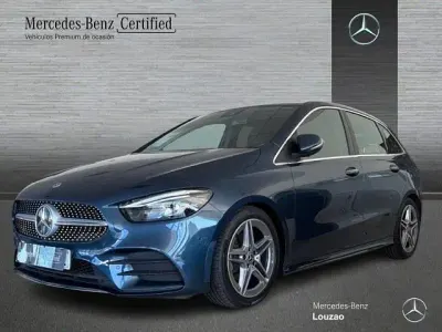 Usado Mercedes B200 150 CV (110 kW) 2022 Azul denim Utilitario