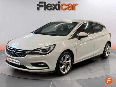 Usado Opel Astra Excellence 136 CV (100 kW) 2016 Blanco
