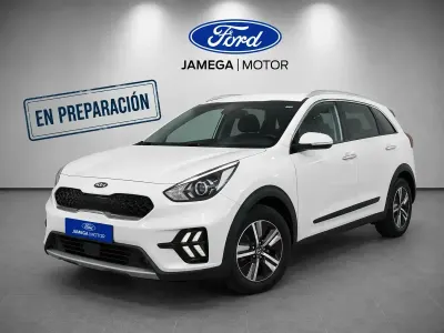 Usado Kia Niro 141 CV (103 kW) 2022 Blanco SUV