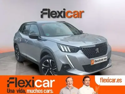 Käytetty Peugeot 2008 GT 131 HP (96 kW) 2021 Harmaa Katumaasturi