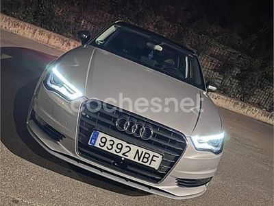 Usado Audi A3 Ambiente 150 HP (110 kW) 2013 Cinzento Sedan