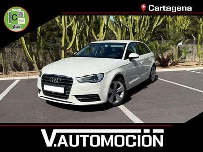 Usado Audi A3 Sportback Attraction 125 CV (91 kW) 2015 Blanco Utilitario