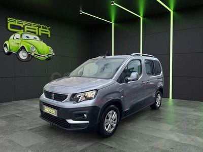 Usado Peugeot Rifter Active 100 CV (73 kW) 2019 Gris / plata Monovolumen