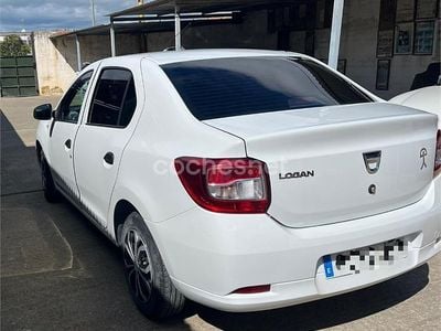 Usado Dacia Logan Ambiance 75 CV (55 kW) 2015 Blanco Berlina
