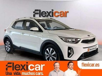 Usado Kia Stonic 101 CV (74 kW) 2021 Blanco SUV