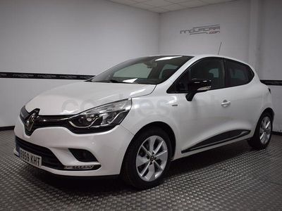 Begagnad Renault Clio IV LIMITED 90 HK (66 kW) 2018 Vit Sedan