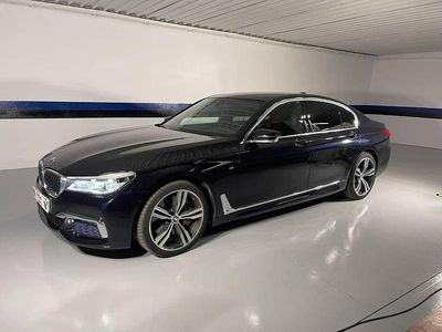 Usado BMW 750 Sport Line 450 CV (330 kW) 2016 Azul Berlina