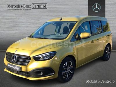 Usado Mercedes T180 116 CV (85 kW) 2025 Amarillo Monovolumen