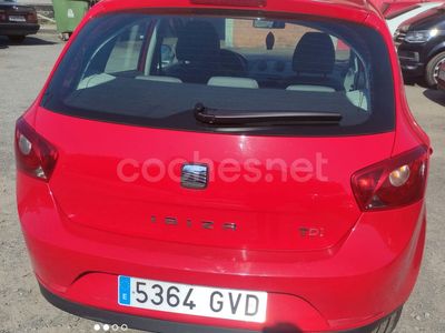 Rojo Usado 2010 Seat Ibiza Reference Berlina | 7590 € (Un poco caro)