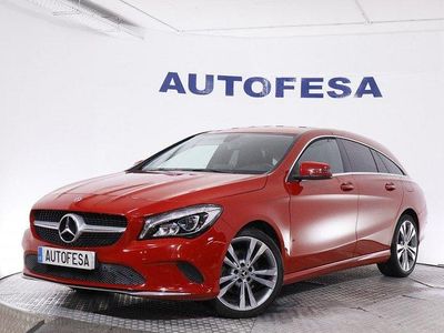 Usado Mercedes CLA200 Urban 136 CV (100 kW) 2018 Rojo Utilitario