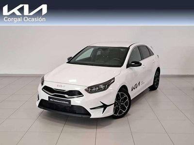 Blanco Usado 2025 Kia Ceed Style Utilitario | 22.950 € (Caro)