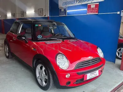 Usado Mini Cooper 116 CV (85 kW) 2007 Rojo Utilitario