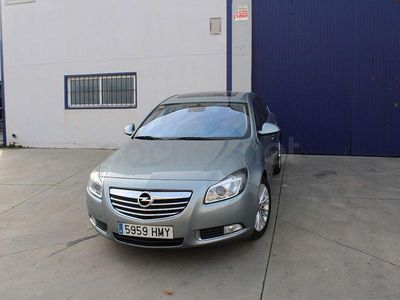 Usado Opel Insignia Selective 130 CV (95 kW) 2012 Gris / plata Berlina