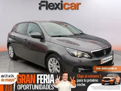 Usado Peugeot 308 Style 130 HP (95 kW) 2020 Cinzento