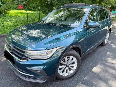 Usado VW Tiguan Life 150 CV (110 kW) 2021 Azul SUV