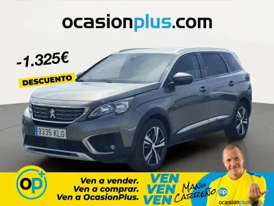 Usado Peugeot 5008 Allure 130 CV (95 kW) 2018 Gris SUV