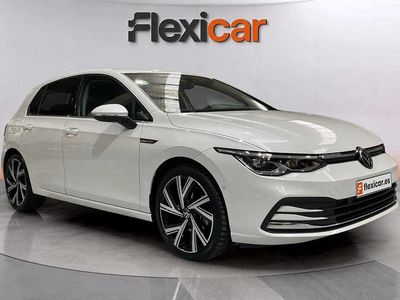 Blanco Usado 2023 VW Golf Life Berlina | 25.490 € (Precio justo)