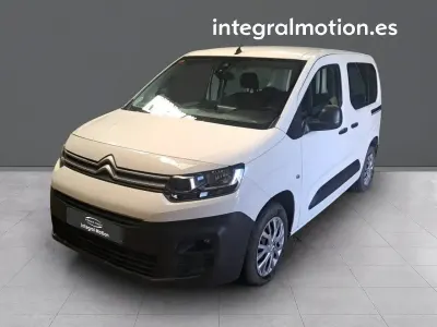Usado Citroën e-Berlingo Live 102 CV (75 kW) 2021 Blanco Monovolumen
