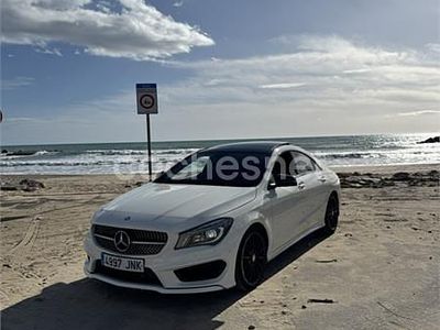 Usado Mercedes CLA220 AMG line 177 CV (130 kW) 2016 Blanco Berlina