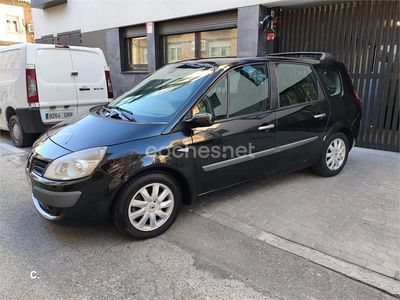 Usado Renault Grand Scénic II Dynamique 105 CV (77 kW) 2008 Negro Monovolumen