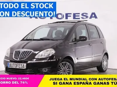 Usado Lancia Musa Platinum 95 CV (69 kW) 2011 Negro Monovolumen