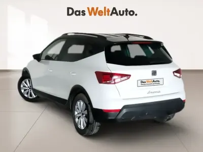 Usado Seat Arona Style 115 CV (84 kW) 2025 Blanco SUV