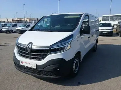 Usado Renault Trafic 120 CV (88 kW) 2019 Blanco Monovolumen