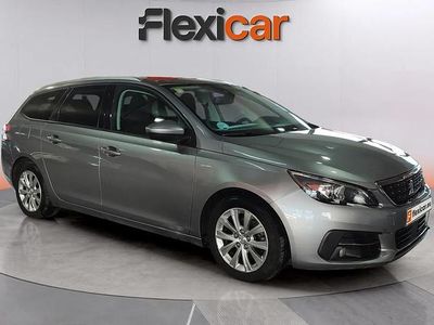 Usado Peugeot 308 Style 100 CV (73 kW) 2020 Gris Utilitario