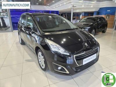 Usado Peugeot 5008 Allure 131 CV (96 kW) 2016 Negro Monovolumen