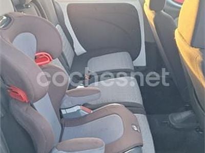 Blanco Usado 2009 Fiat Doblò Dynamic Monovolumen | 5500 € (Caro)